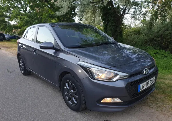 hyundai Hyundai i20 cena 34900 przebieg: 88000, rok produkcji 2017 z Szamotuły